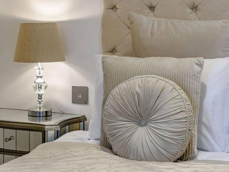 The Hideaway Luxury 5* 2 Bed Garden Apartment Scarborough Buitenkant foto