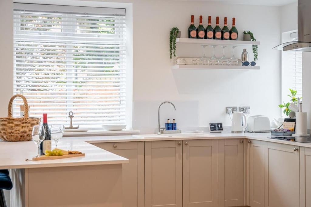 The Hideaway Luxury 5* 2 Bed Garden Apartment Scarborough Buitenkant foto